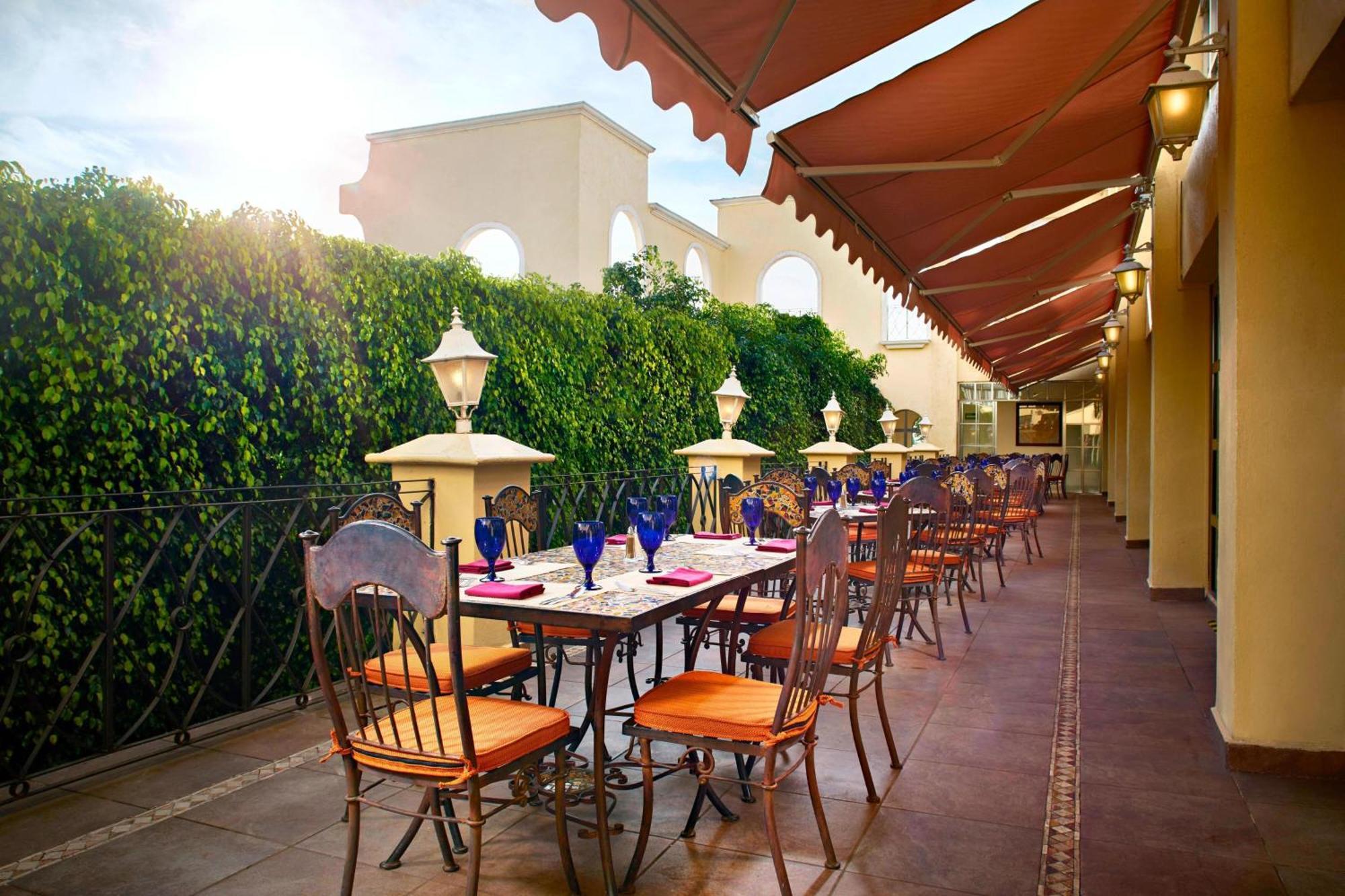 Fiesta Americana Hacienda Ixtapan De La Sal Exterior photo The Terrace