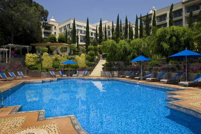 Fiesta Americana Hacienda Ixtapan De La Sal Exterior photo The pool at the Westin La Jolla